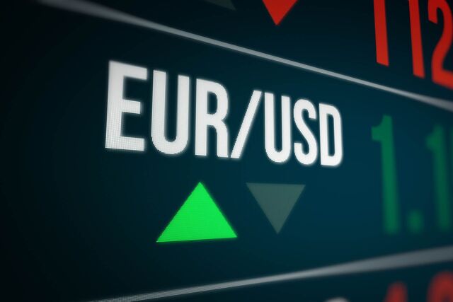 Thời điểm lý tưởng nhất để giao dịch EURUSD hiệu quả nhất đó là từ 20h đến 23h hàng ngày (theo giờ Việt Nam)